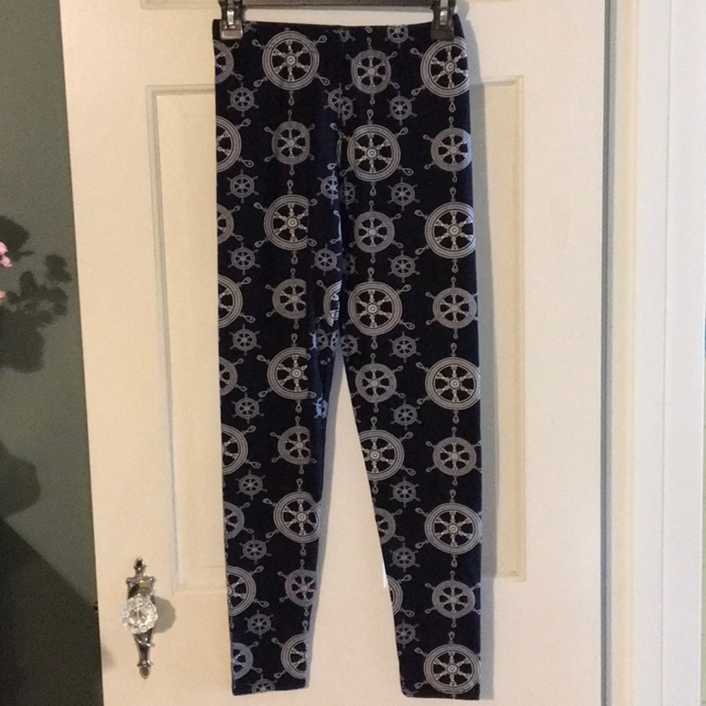 Hello Pink Navy and white leggings